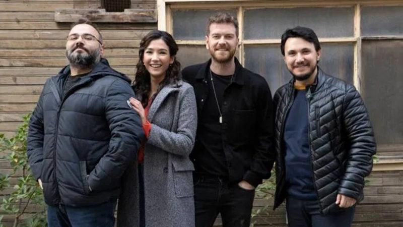 Netflix’in Yeni Türk Dizisi 50m2’nin Çekimlerine Resmen Başlandı (Video)