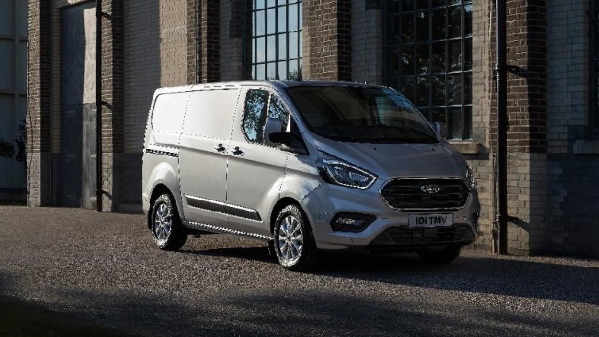 Ford, Türkiye’de Üretilen İlk Hibrit Otomobilini Tanıttı