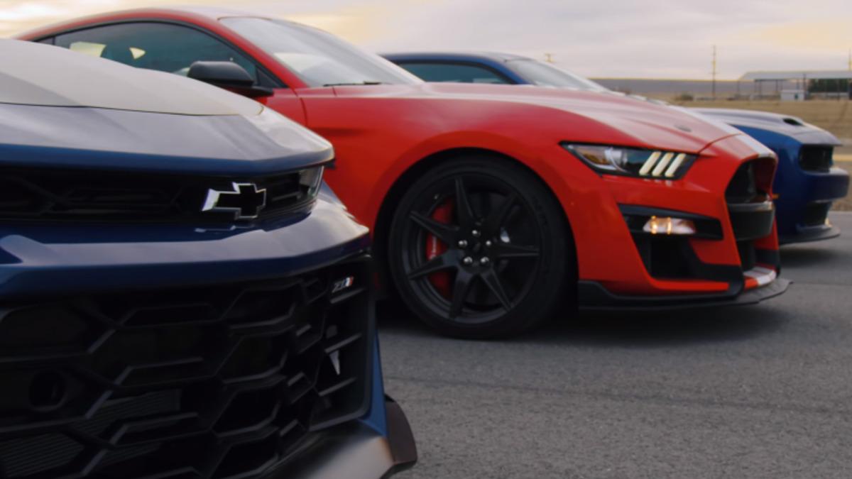 2020 Model Ford Mustang Shelby GT500, En Güçlü Rakipleriyle Karşı Karşıya (Video)