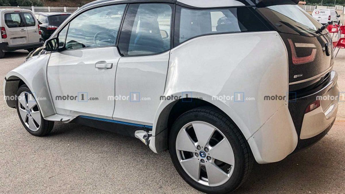 BMW i3’ün Abartılı Bir Tasarıma Sahip Olan Test Aracı Görüntülendi