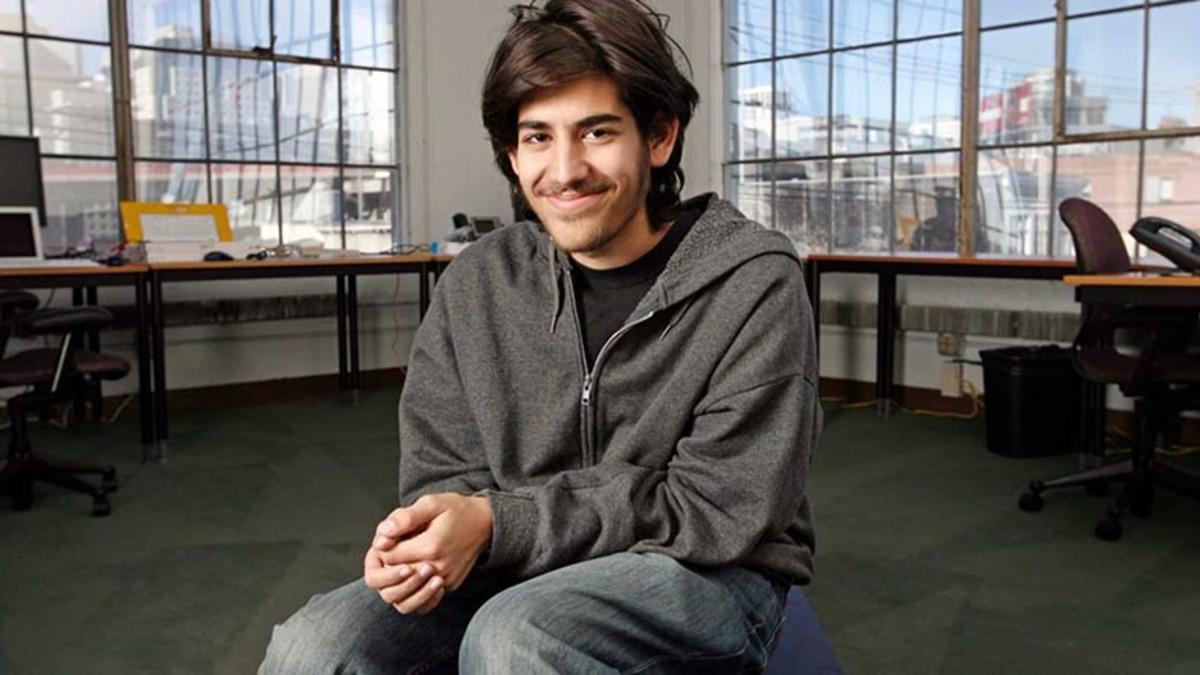 Adını Zuckerberg’den Daha İyi Bilmemiz Gereken Bir Dâhi: İnternetin Öz Oğlu Aaron Swartz