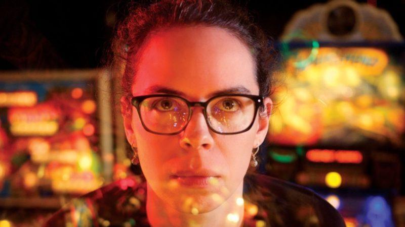 Pinball Oyununda Dünyanın 1 Numarası Olan Kadınla Tanışın