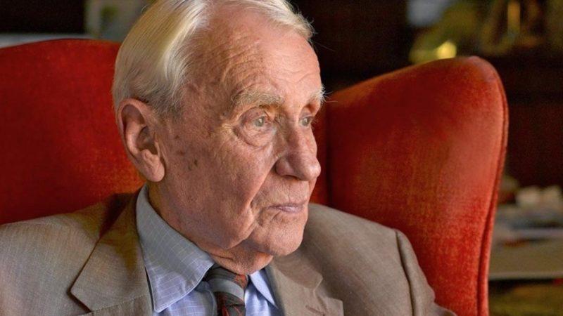 Yüzüklerin Efendisi’nin Yazarı J.R.R. Tolkien’in Oğlu Christopher Tolkien 95 Yaşında Vefat Etti