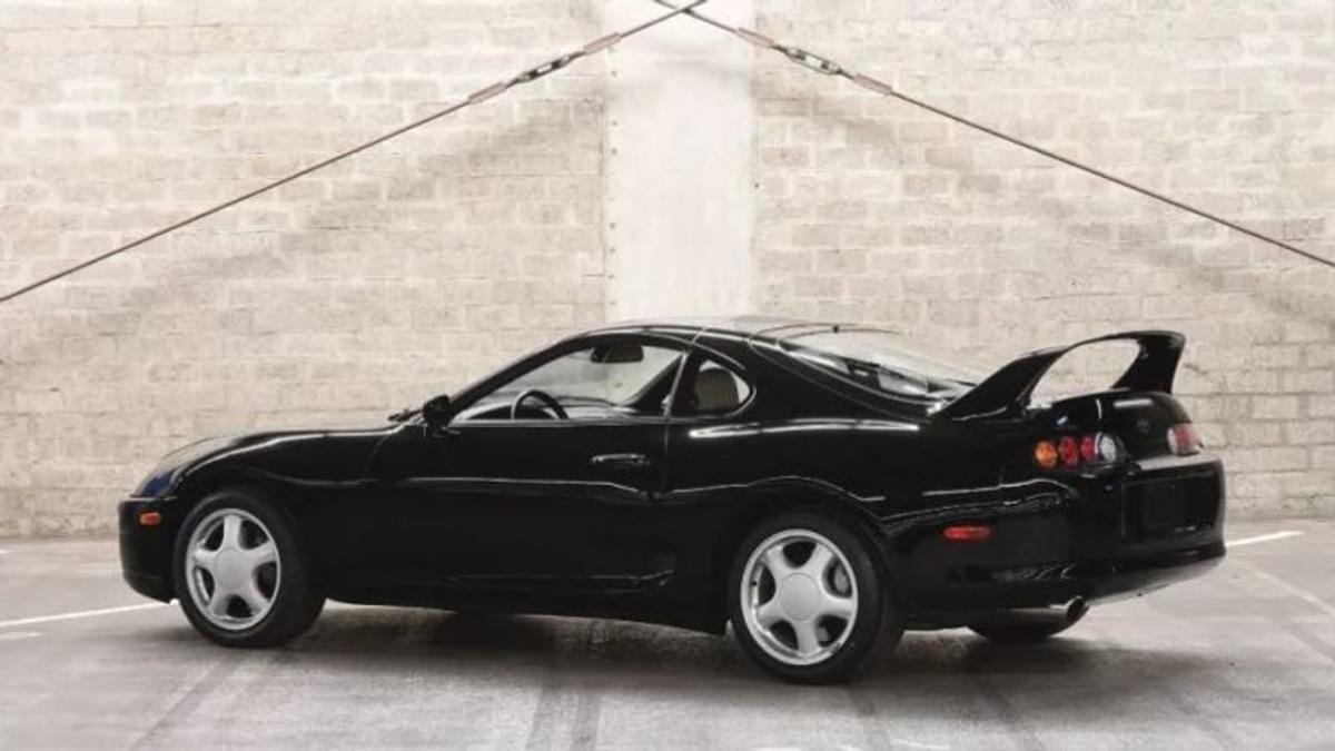 1994 Model Toyota Supra, Yaklaşık 1 Milyon TL’ye Satıldı