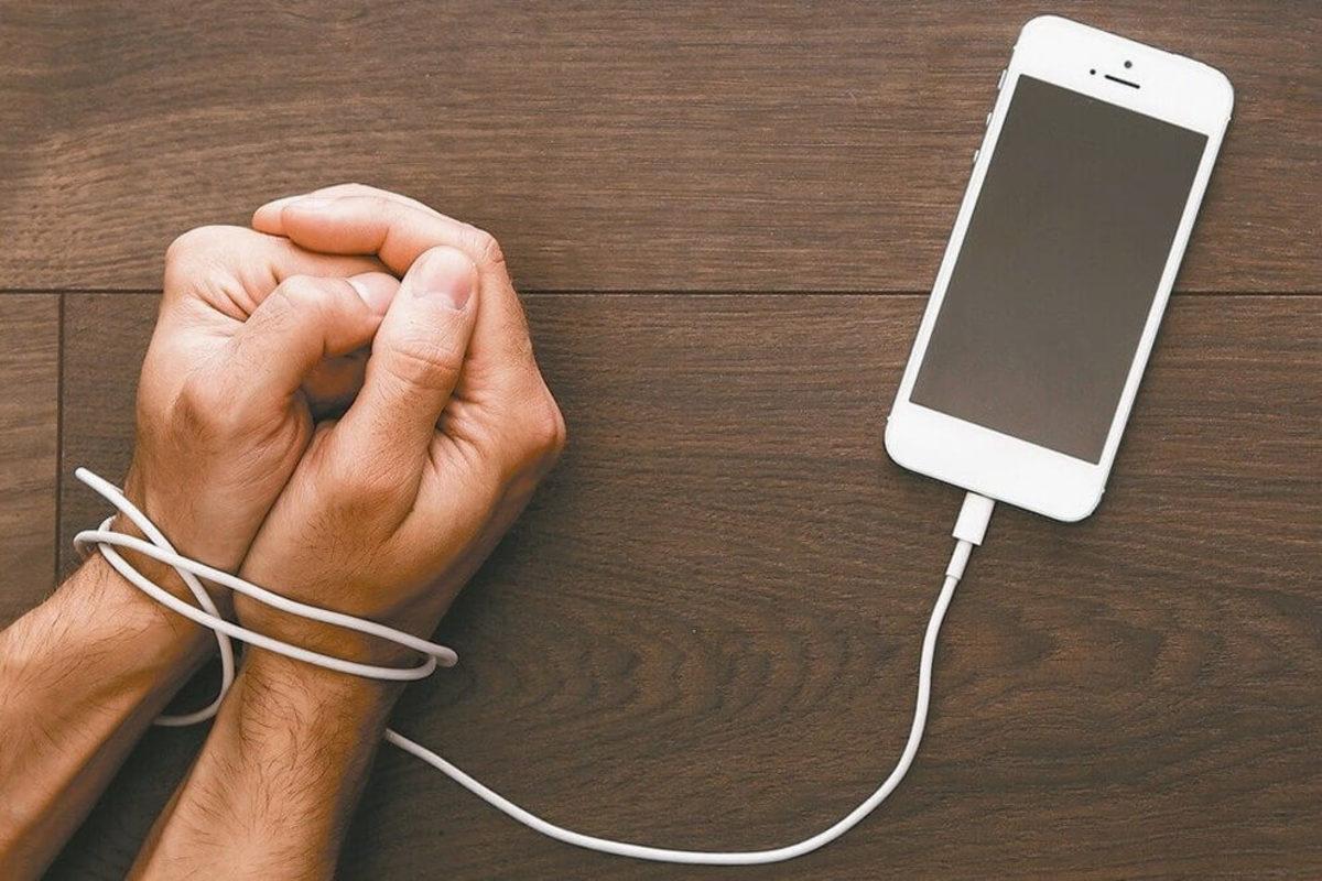 Araştırmalar, İnternet Kullanımı ve Ders Çalışma Arasındaki İlişkiyi Ortaya Koydu