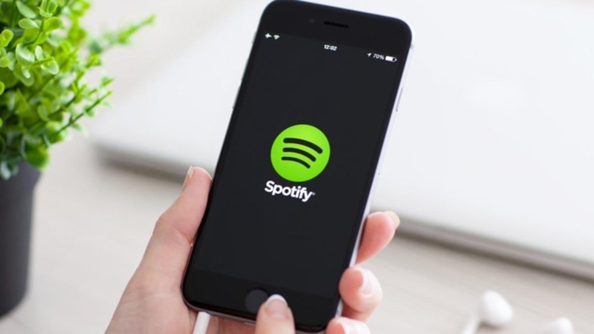 Spotify’da Müziklerin Arka Planında Çalan Videolar Nasıl Kapatılır?