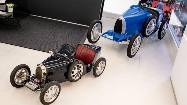 Bugatti’nin Fiyatı Yalnızca 33 Bin Dolar(!) Olan, Çocukların da Binebileceği Elektrikli Otomobili