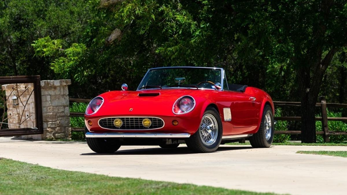 Bu Çakma Ferrari, Yepyeni Bir Ferrari’den Daha Pahalıya Satıldı