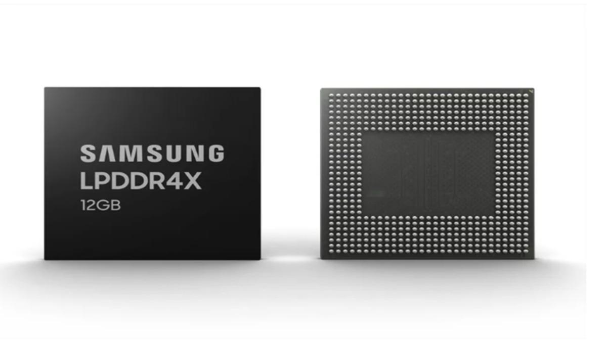 Samsung, Akıllı Telefonlar İçin 12GB RAM Çip Üretimine Başladığını Duyurdu