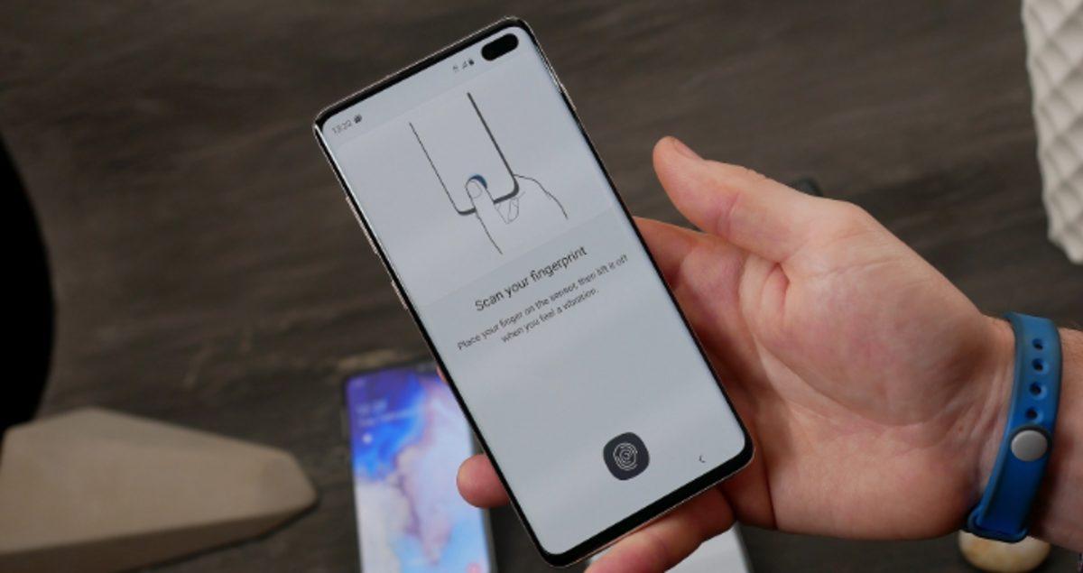 Samsung, Galaxy S10’daki Parmak İzi Sensörü Sorununu Yazılım Güncellemesiyle Çözecek