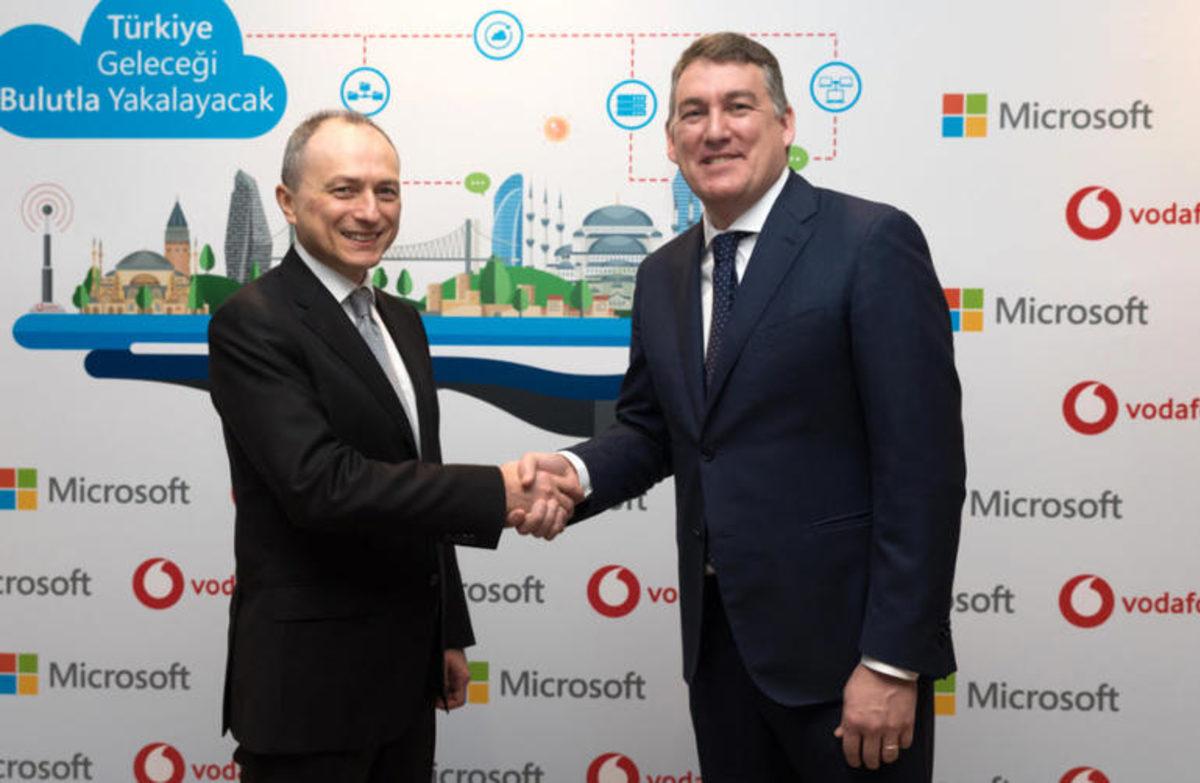 Microsoft ile Vodafone’dan Türkçe Konuşan Yapay Zekâlı Sesli Asistan: TOBi