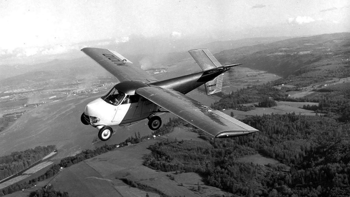 İlk Uçuşunu 70 Yıl Önce Gerçekleştiren Tarihin İlk Uçan Arabası: Aerocar