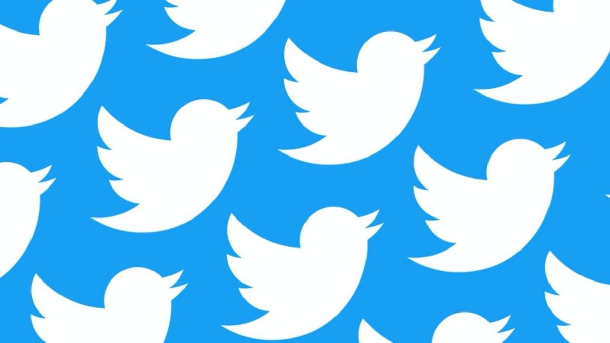 Twitter, iMessage’dan İlham Alan Emoji Reaksiyon Özelliğini Yayınladı