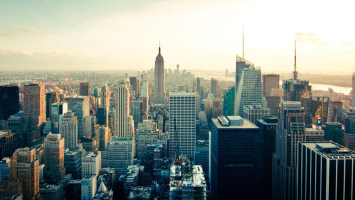 “Düşün ve Zengin Ol” Mantığının Arkasındaki Bilim Nedir ve Nasıl Çalışır?