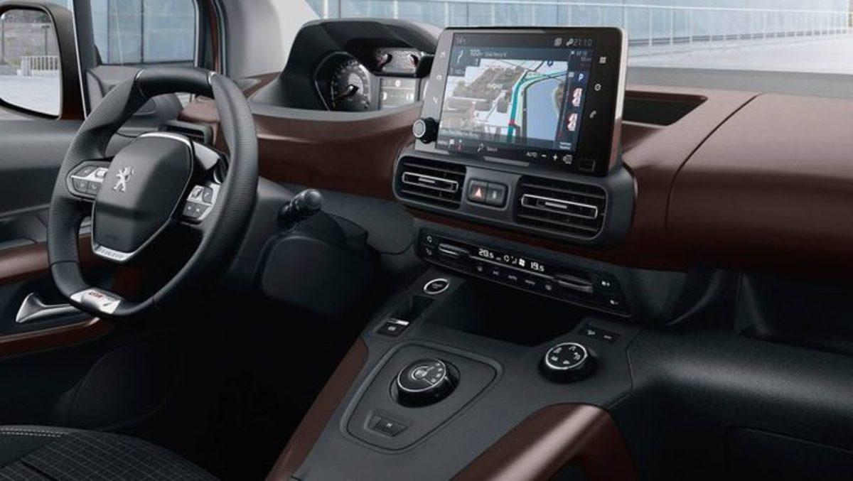 Peugeot’un Yeni Hafif Ticari Aracı Rifter Türkiye’de Satışa Çıktı