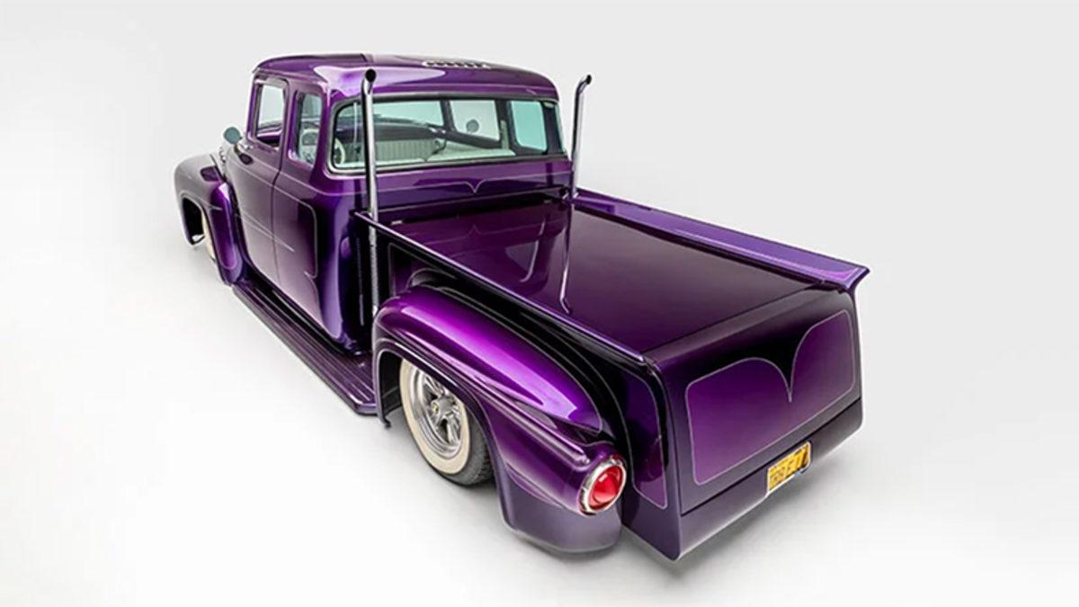 Metallica’nın Vokali James Hetfield’ın Rüya Gibi Görünen Araba Koleksiyonu