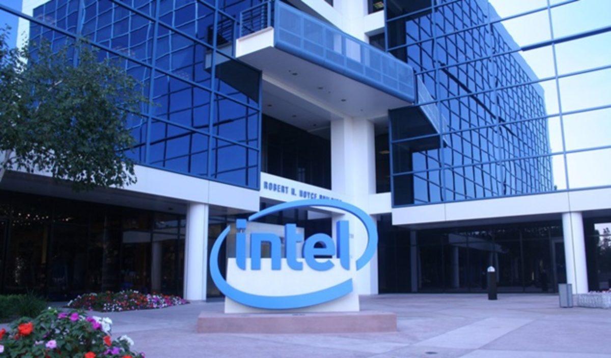 Intel 2020’ye Hisse Senetlerinde Yükselişle Başladı