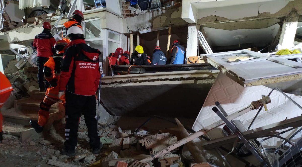 AFAD, Deprem Sırasında Yapılması Gerekenleri Açıkladı