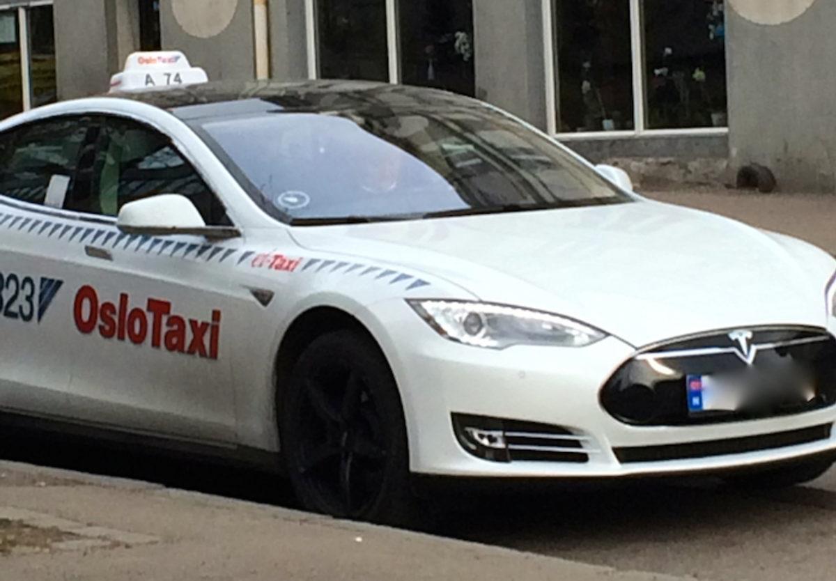 Norveç, Elektrikli Taksiler İçin Kablosuz Şarj Üzerinde Çalışıyor