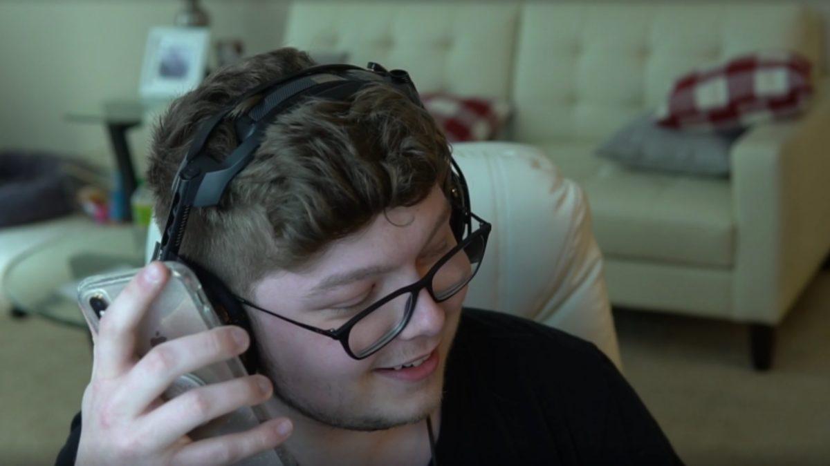 Fortnite Yayıncısı, Kazandığı Paralarla Annesinin Öğrenci Kredisi Borcunu Ödedi (Video)