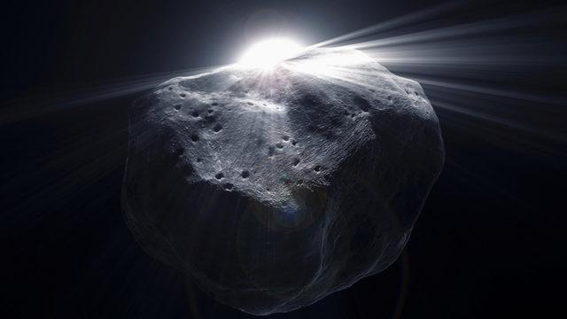 Hubble, YORP Etkisiyle Kendini Parçalayan Bir Asteroit Keşfetti