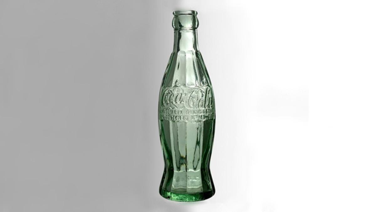 Coca-Cola’nın İkonik Cam Şişesi, 150 Bin Dolara Açık Artırmaya Çıkacak
