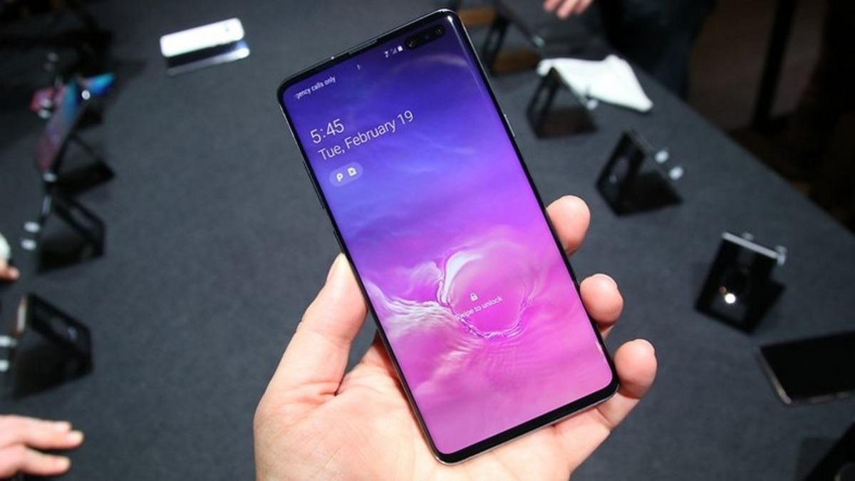 Samsung Galaxy S10 5G’nin Kore Versiyonu Daha İnce ve Daha Kısa Olacak