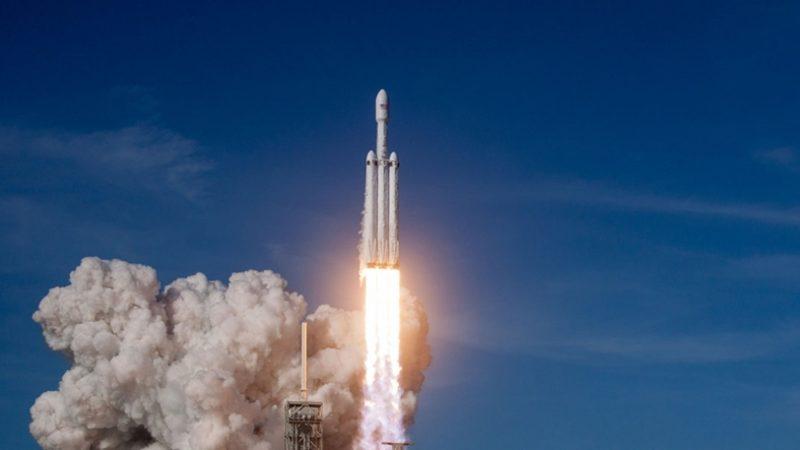 SpaceX’in Heavy Falcon Roketi, Bir Hafta İçerisinde 2 Kez Fırlatma Aşamasına Geçecek