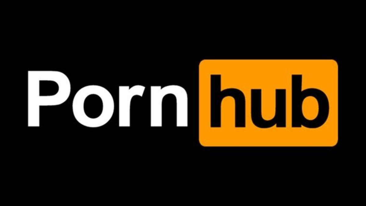 Pornhub Jenerik Müziğini Yetenek Gösterisinde Çalan Genç, Viral Oldu (Video)