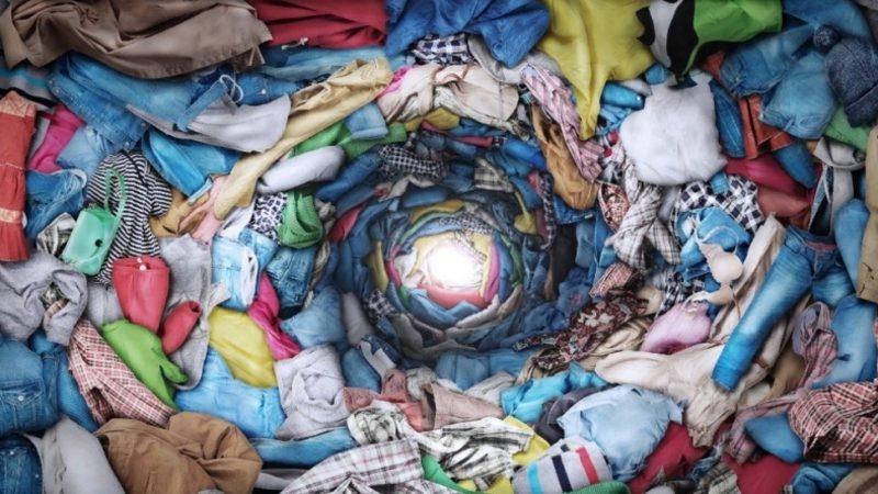 Yeni Bir Teknoloji ile Kullanmadığınız Kıyafetleriniz Geri Dönüştürülüyor