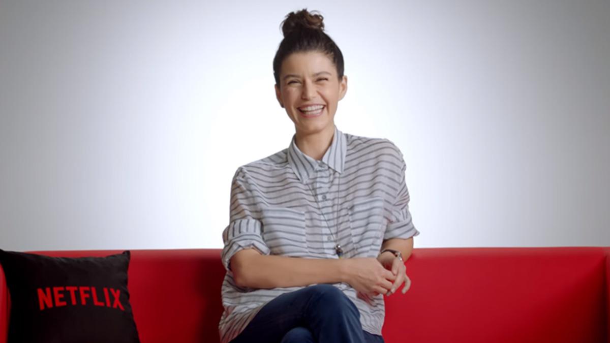 Netflix Dizisi Atiye’nin Oyuncularına Dizi ve Film ’En’leri Soruldu (Video)