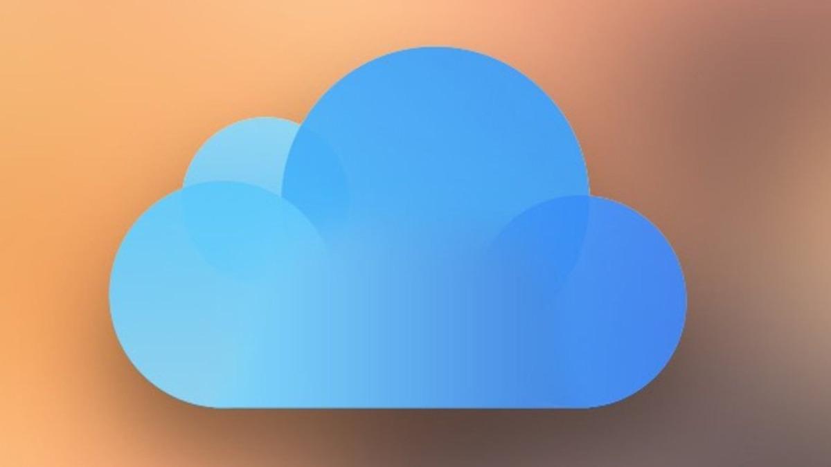iCloud’un Mobil Sitesi, Artık iOS ve Android’de Veri İndirebiliyor