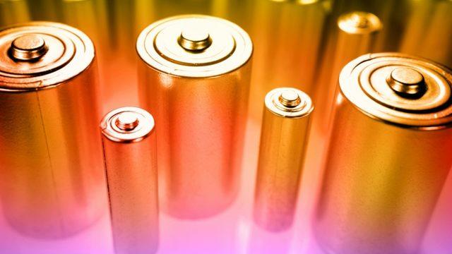 MIT’nin Yeni Katı Hal Pil Teknolojisi ile Akıllı Telefonların Batarya Ömrü Günlerce Uzayabilir