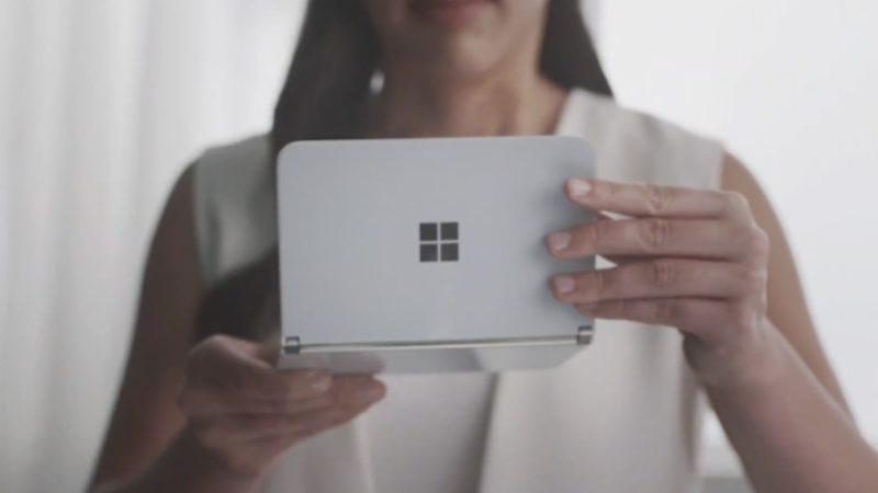Microsoft’un Çift Ekranlı Telefonu Surface Duo Kanlı Canlı Görüntülendi (Video)