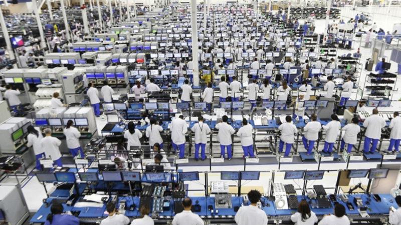 iPhone Üreticisi Foxconn, Salgın Sebebiyle Çalışanların İşe Gelmemelerini Söyledi