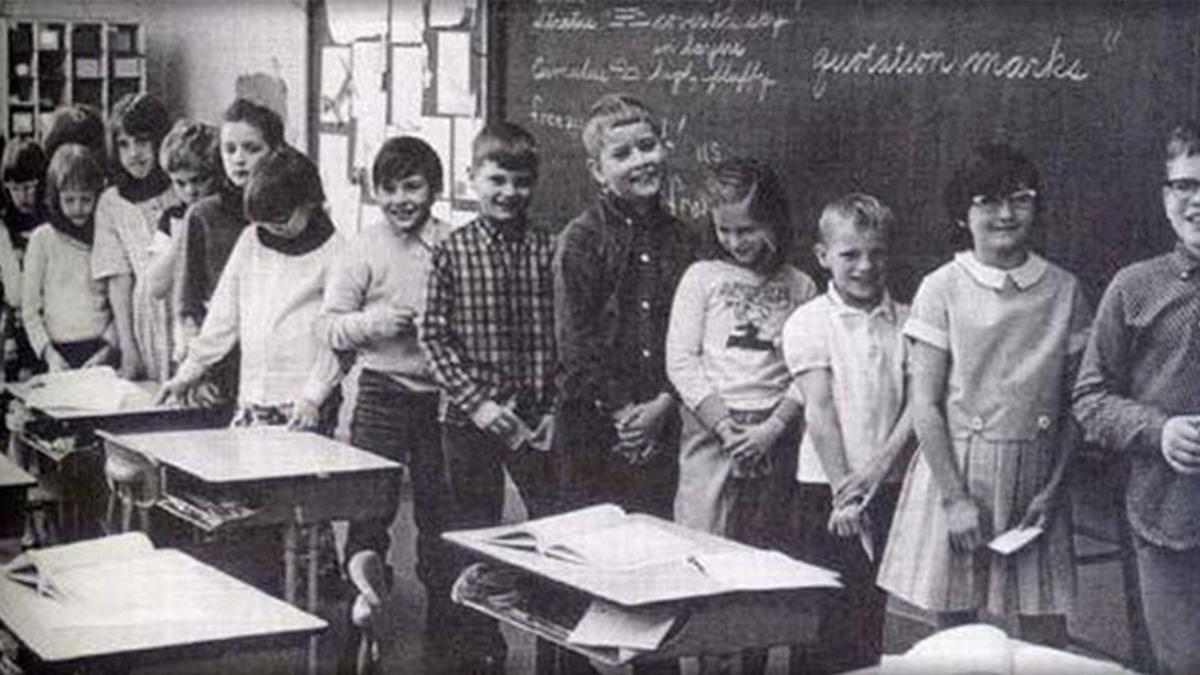 Masum Çocukların Hayatını Mahveden Korkunç Psikolojik Deney (Monster Study)