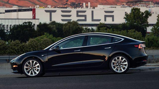 Tesla, Dünyanın En Hızlı Büyüyen Markası Oldu