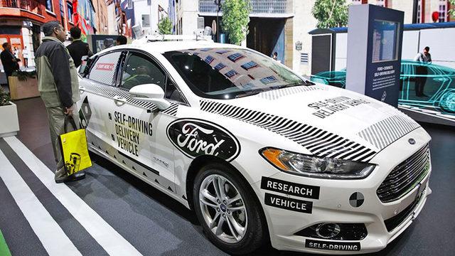 Ford’un CEO’su, Üretilecek İlk Otonom Araçların Yeteneklerinin Sınırlı Olacağını Söyledi