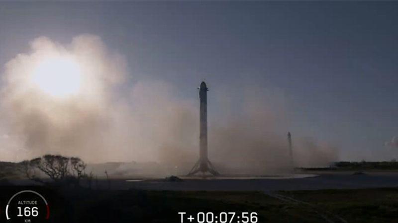 SpaceX Tarih Yazdı: Falcon Heavy, Başarılı Fırlatma Sonrası 3 Roketiyle Dünya’ya İniş Yaptı
