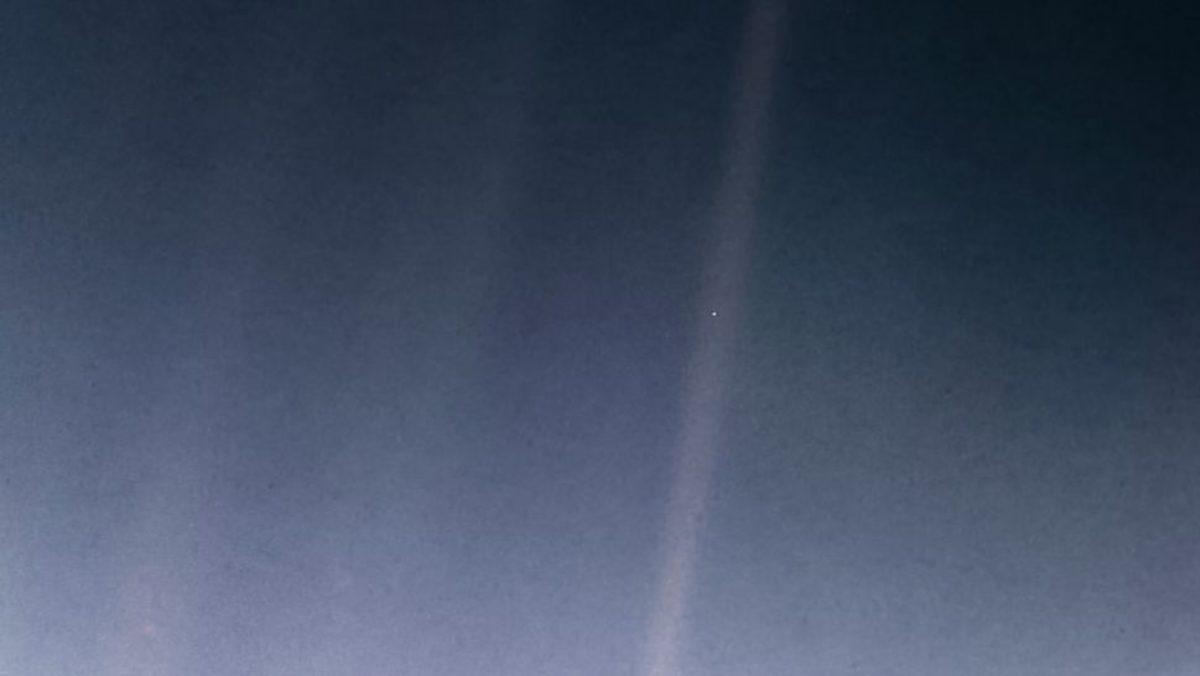 NASA’nın Efsanevi Fotoğrafı “Soluk Mavi Nokta” Günümüz Şartlarıyla Güncellendi