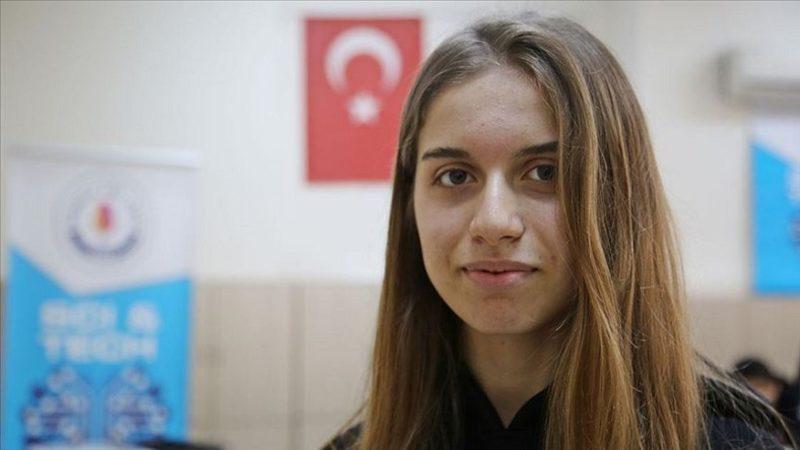 Manisa’da Bir Lise Öğrencisi, Yüz Tanıma ile Yoklama Projesi Geliştirdi