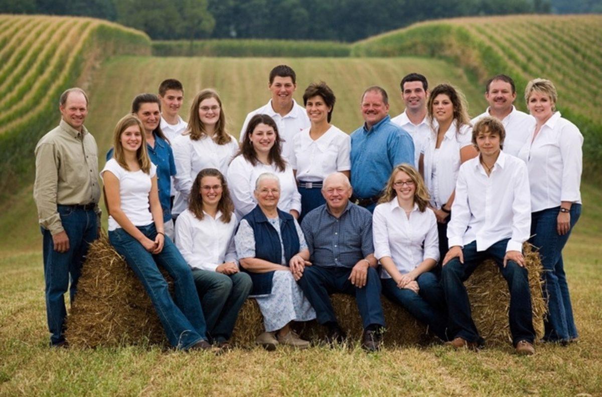 Telefonunu Elinize Tutuşturan İnsanların Fotoğraflarını Nasıl Çekersiniz?