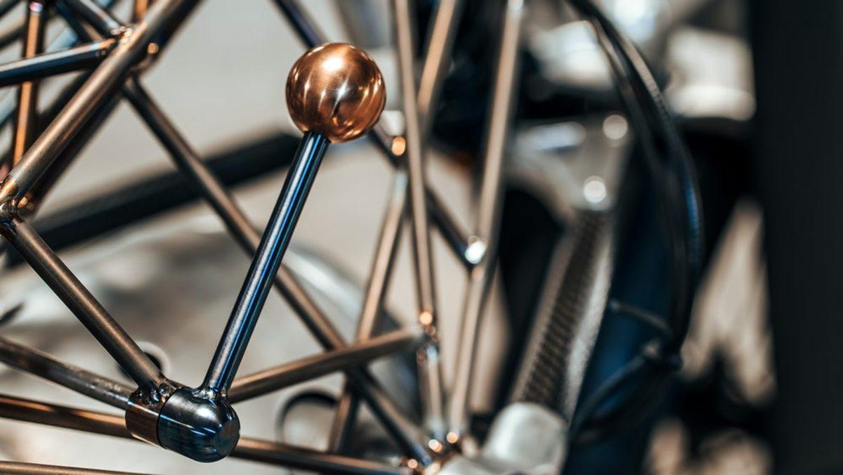 Gereksiz Hiçbir Şeyin Kullanılmadığı ’Hayalet Motosiklet’ Birdcage Boxer ile Tanışın