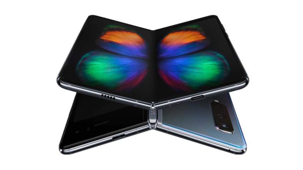 Samsung Galaxy Fold’un Katlanabilir Ekranı 200 Bin Kez Kapatılıp Açılabilecek