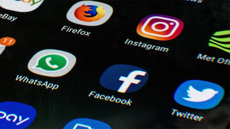 Rusya, Sunucularını Rusya’ya Taşımaları İçin Facebook ve Twitter’a 9 Ay Süre Verdi