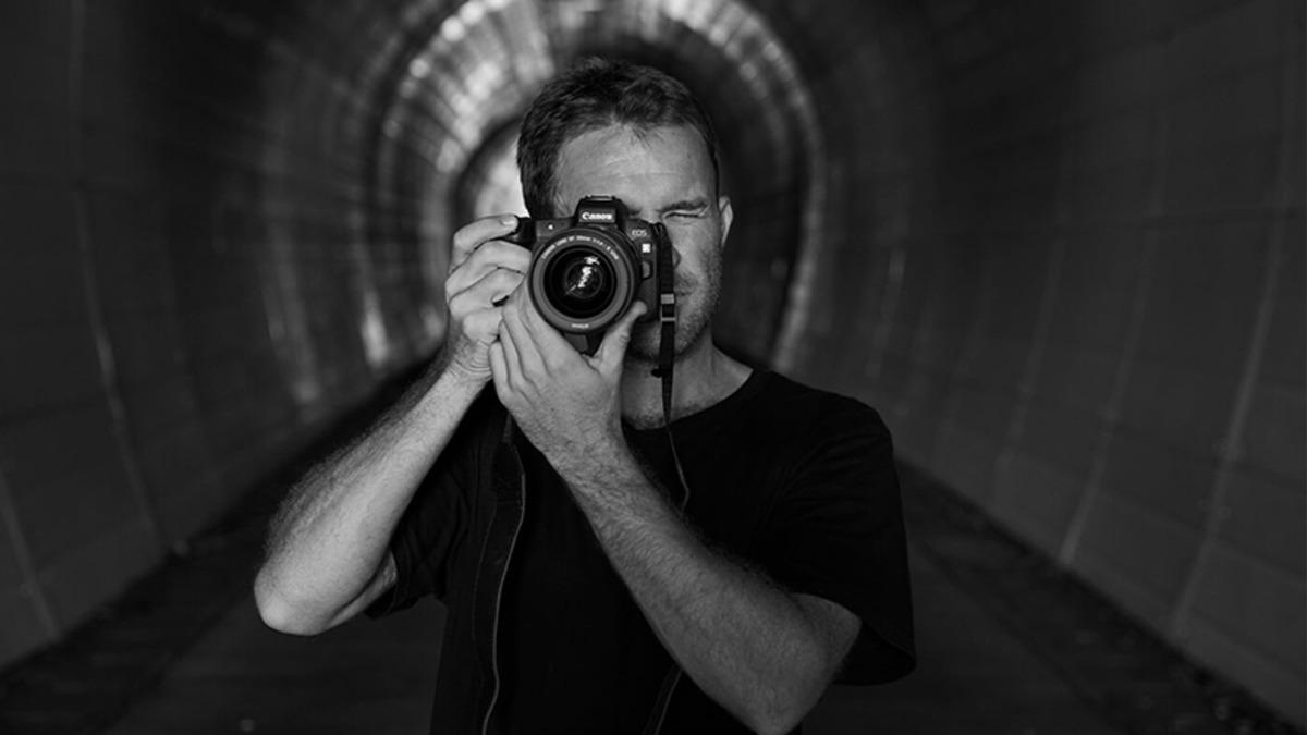 Ünlü Fotoğrafçıdan Mükemmel Siyah Beyaz Fotoğraflar Çekmek İçin Tavsiyeler (Video)