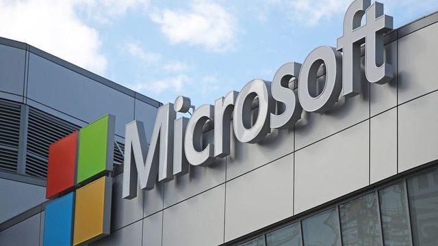 Eski Microsoft Çalışanı, Şirketin Yönetimini Ağır Bombaladı