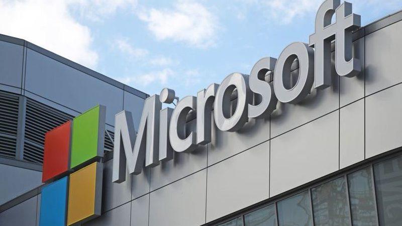 Eski Microsoft Çalışanı, Şirketin Yönetimini Ağır Bombaladı