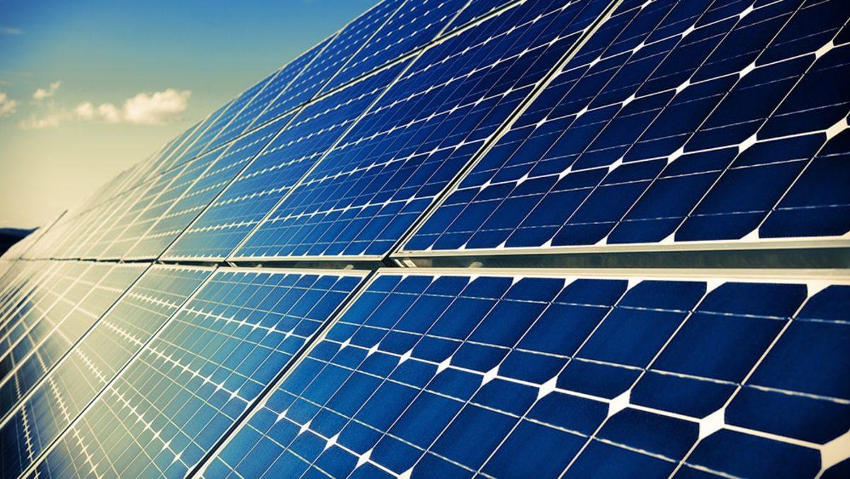 Güneş Panellerine Artan Talep, Gümüş Fiyatında Ani Artışa Sebep Oldu