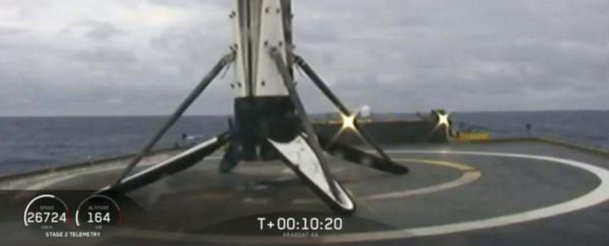 SpaceX’in Falcon Heavy Roketinin İnişten Sonra Denize Düştüğü Açıklandı